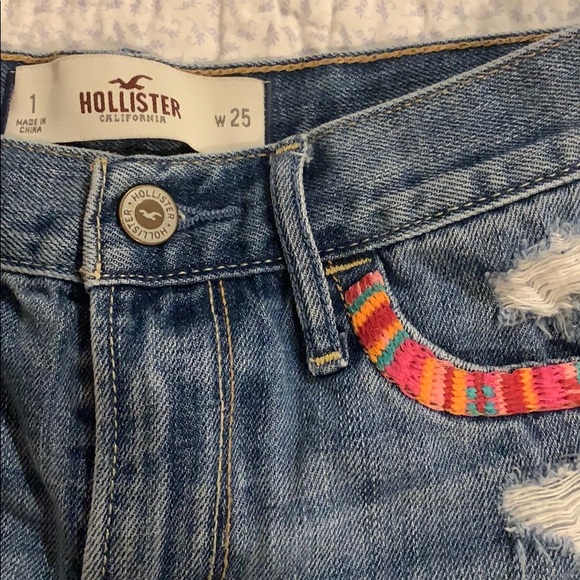 Hollister Denim Shorts - Picture 2 of 3